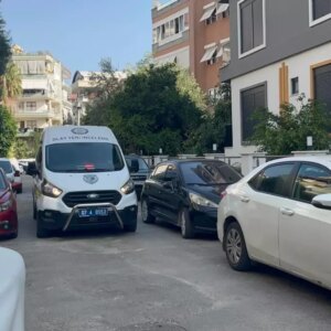 emlakciyi arayip arkadasimi oldurdum diyen supheli kalacak yer ararken yakalandi yVuq6rsx