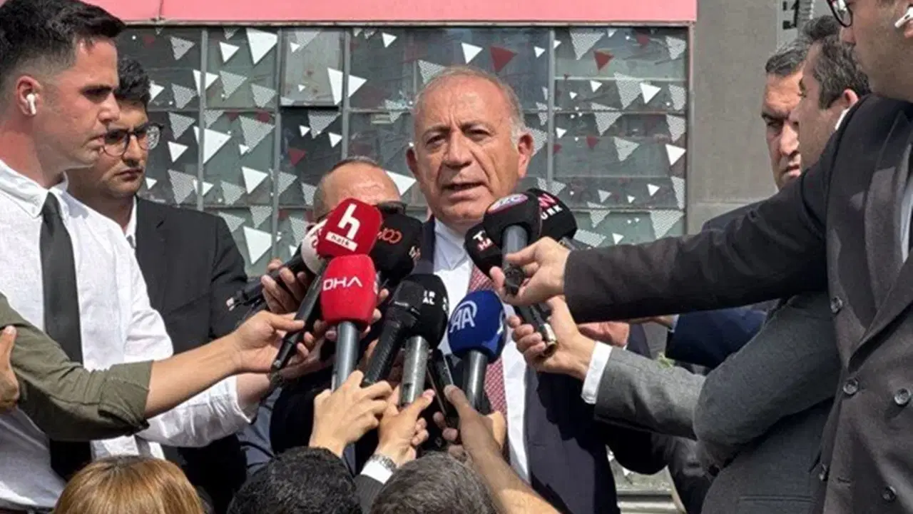 gursel tekin chp il baskanliginin araclari trafikten men edilsin diye dilekce verdi talebi reddedildi Fa9MWjSn