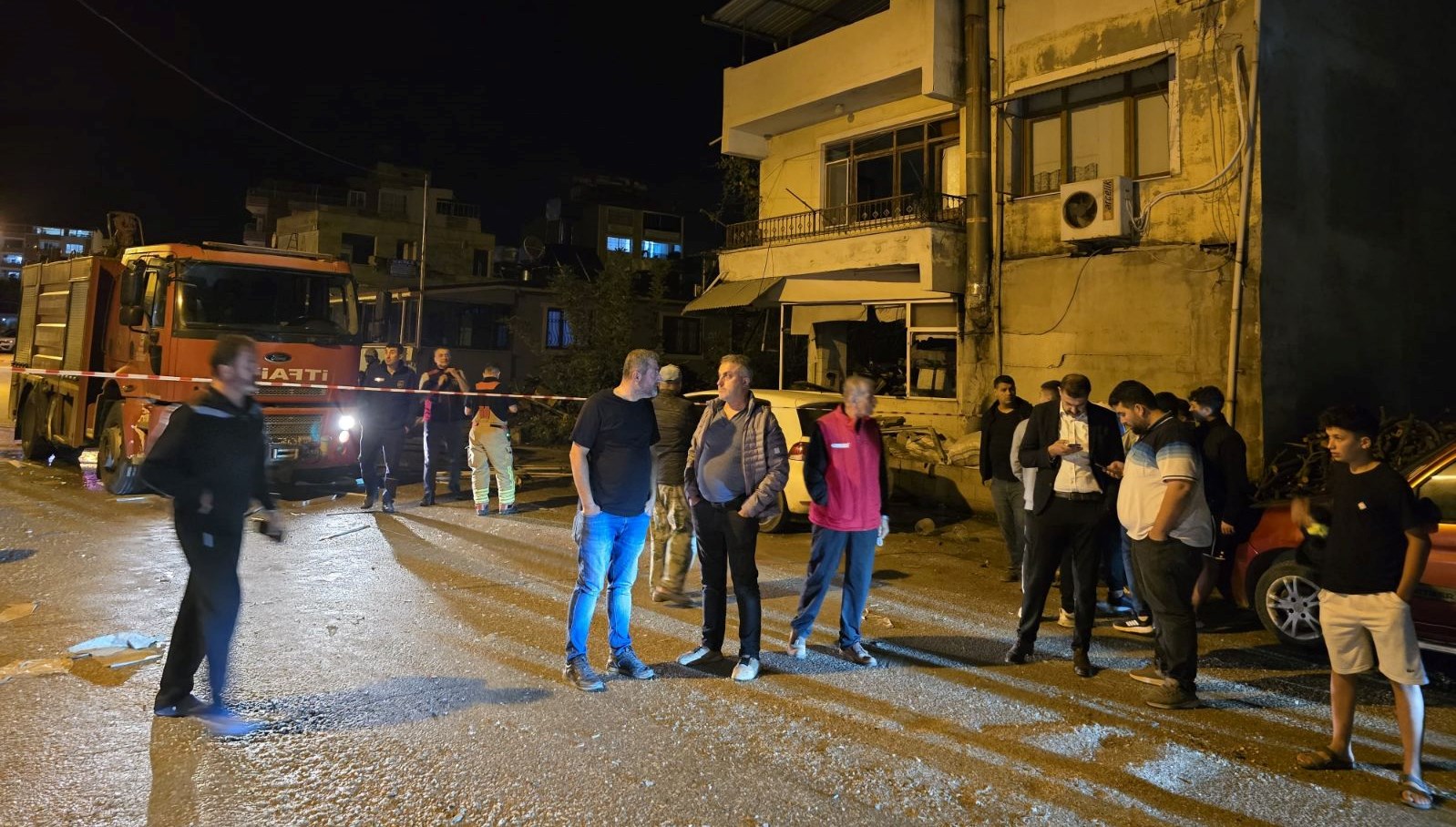 ekmek firininda patlama 9 kisi yaralandi w39OEl6j.jpg