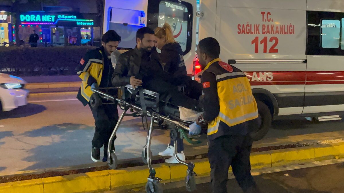 eskisehirde bicaklanan sahsin rahatligi dikkat cekti telefonunu elinden dusurmedi uxtgknai.jpg