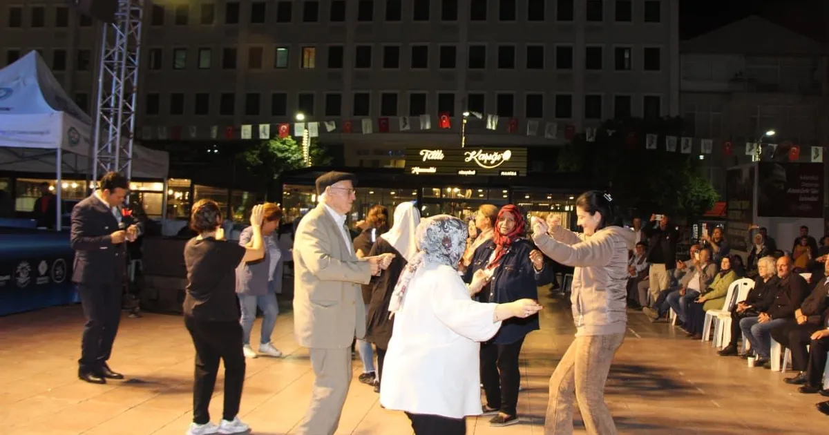 manisada balikesir tanitildi hNdWZTcc