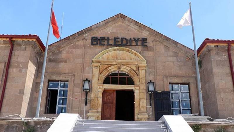 urgup belediye baskani ali ertugrul bul eski yonetim 41 tasinmazi satmis gelir kasaya girmeden sirketlere odenmis IjWIlGzu.jpg