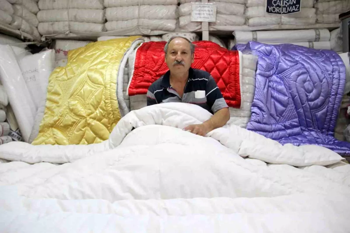 yun yataklara ilgide artis yorgancilarin yuzunu guldurdu SYzXuM1C.jpg