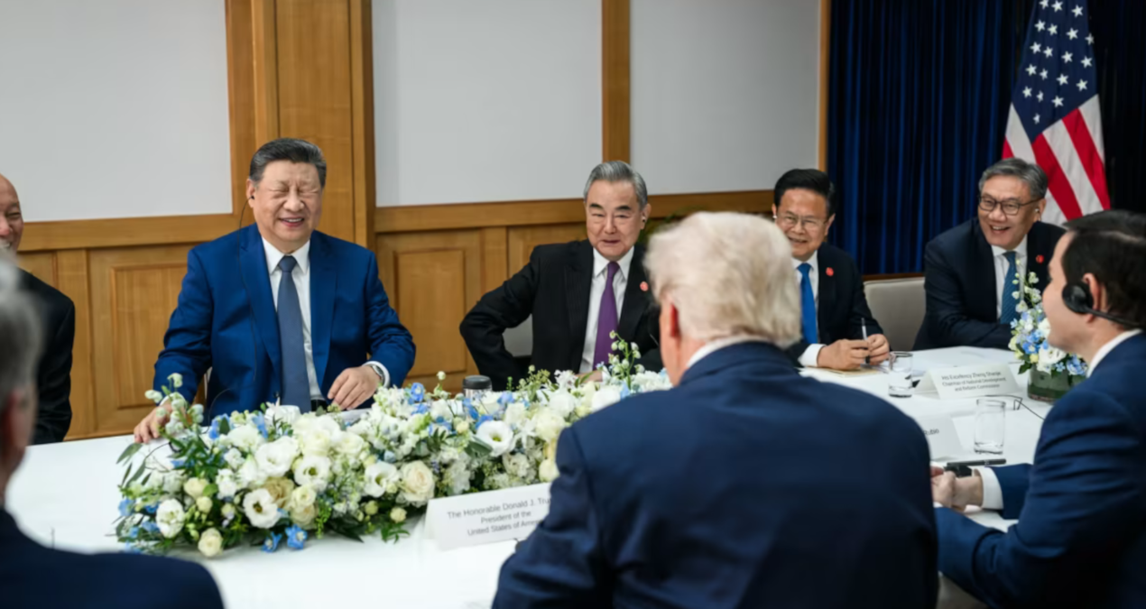 sinin bu fotograflari cinde yasaklandi YQUTeDKO.jpg