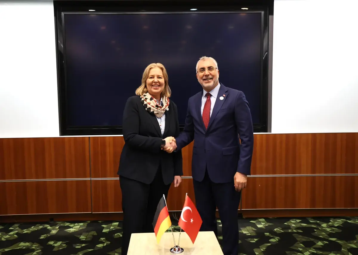 vedat isikhan dohada almanya calisma bakani ile gorustu hvuZgx3Y.jpg