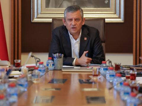 Butlan yonetiminden ozgur ozele yollanan kurultay mesaji esnemeniz mumkun mu 9UJc7gyW
